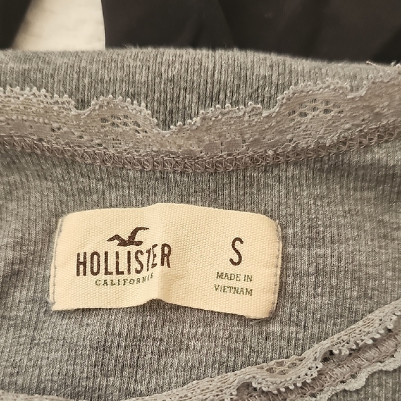 Hollister Gray Sleeveless Tank Top - Picture 3 of 6